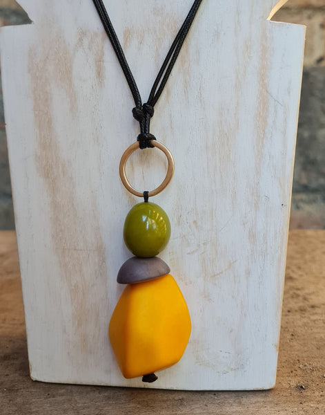 Beta Adjustable Pendant Necklace - Yellow