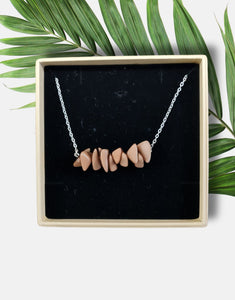 Sheila Tagua Chain Necklace - Monochromatic