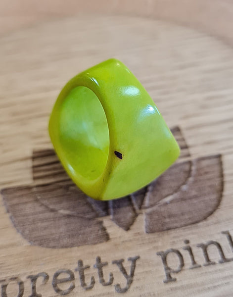 Chunky limeTagua Ring - Large